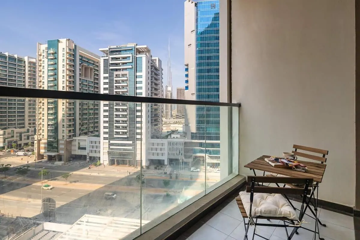 Frank Porter - Bayz Tower By Danube Dubaj Apartmán